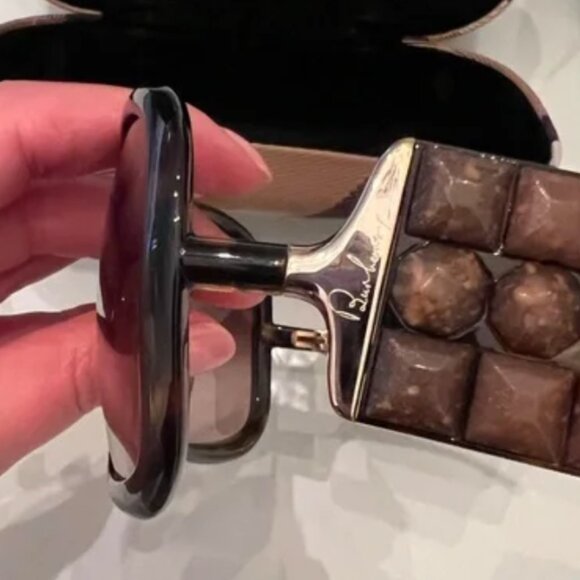 Burberry Vintage Sunglasses - Picture 6 of 10